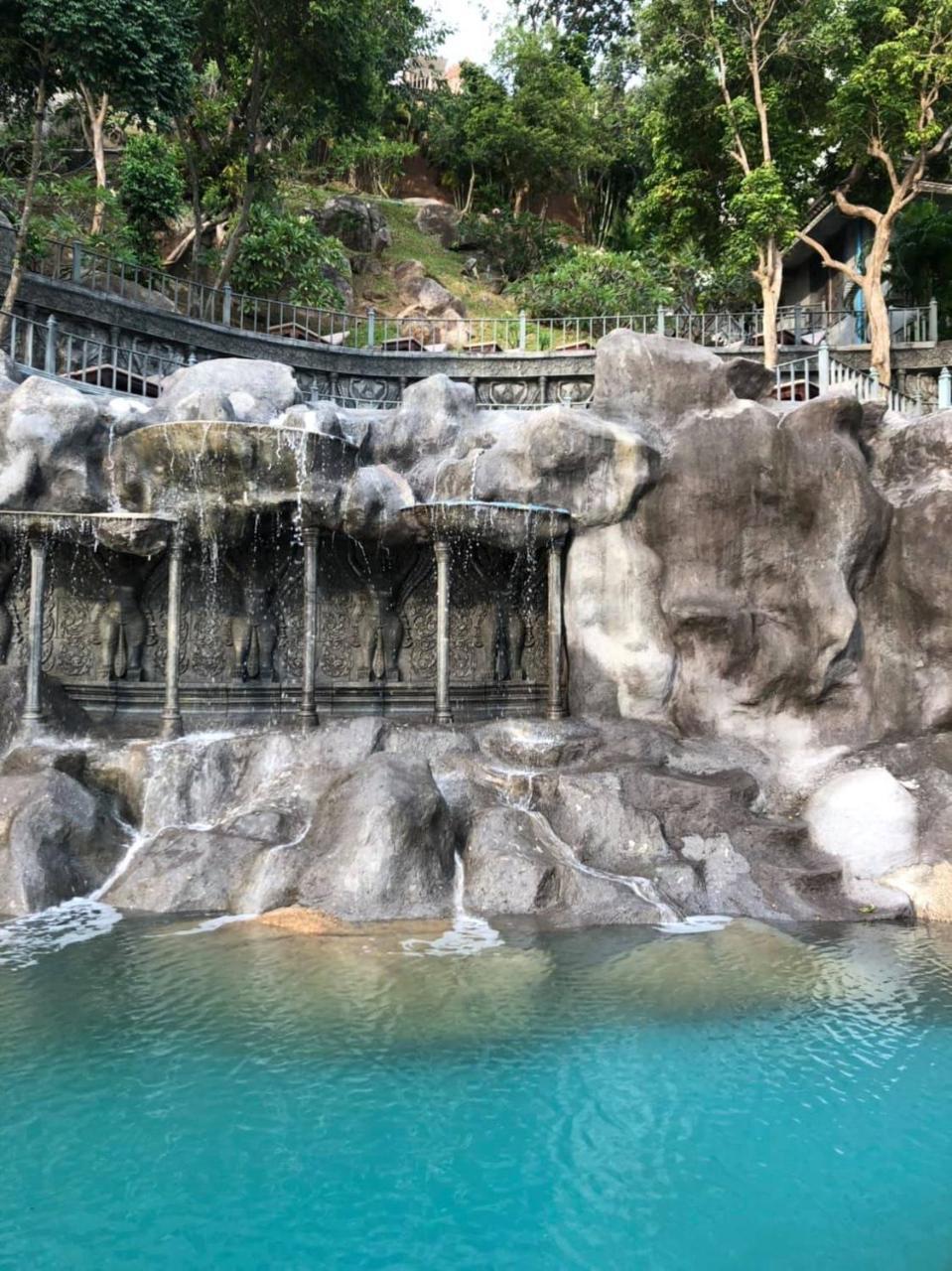 Le Palais Hotel Haad Rin Ngoại thất bức ảnh